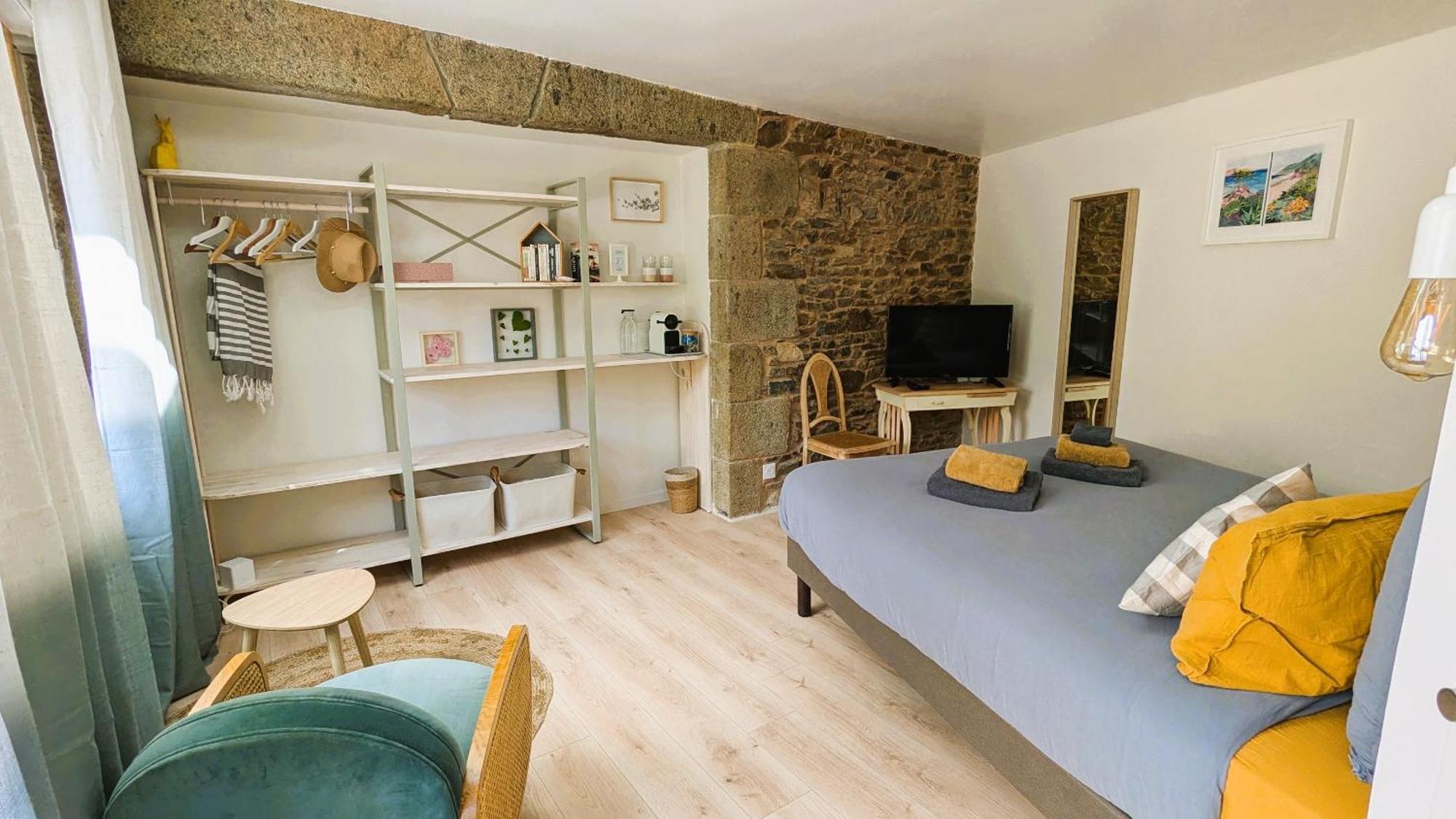 La Guesthouse - A Deux Pas Du Sentier Des Douaniers Pordic Bagian luar foto